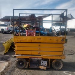 Scissor lift