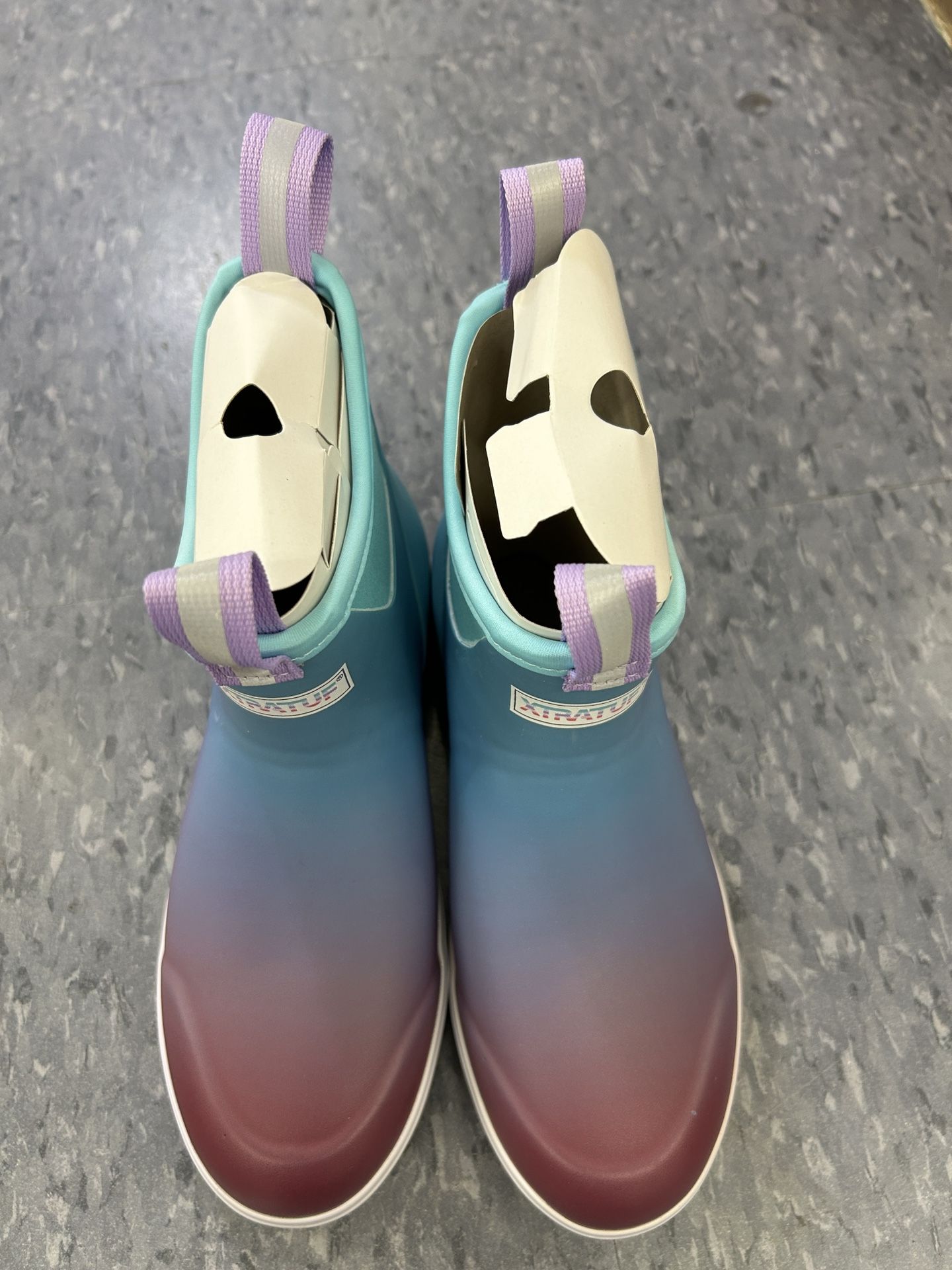 NWT Xtratuf Women Ankle Deck Boot Blue Aurora