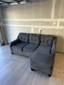 Sectional Couch Sofa (FREE DELIVERY!)