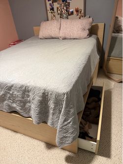 Ikea bed frame - Queen size