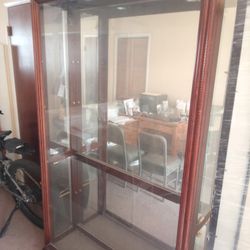 Large Display Case With Shelves