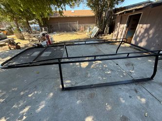 8ft by 51/2 lumber rack great condion $250