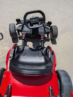 Top of the line kid Go kart with charger and battery