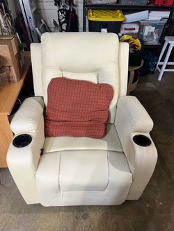 FOR SALE: Leather Reclining Chair
