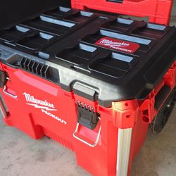 Milwaukee Packout Rolling Tool Box