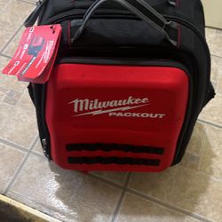 Milwaukee Backpack 48-22-8301