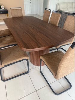 LARGE DINING TABLE SET FOR 8 – WOOD TABLE & CHAIRS