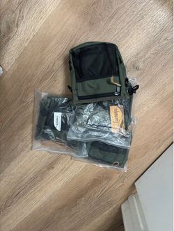 Treat pouches for training