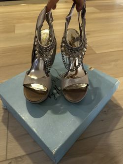 Guess By Marciano, Size 9 New, Open Box