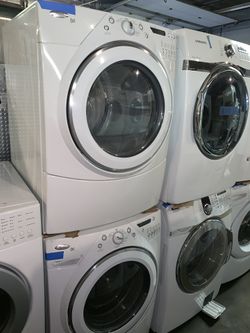 Whirlpool duet front load washer and electric dryer set working perfectly