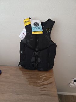 Adult Small Life Vest- Brand New!!!