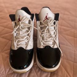 jordan max aura 2 