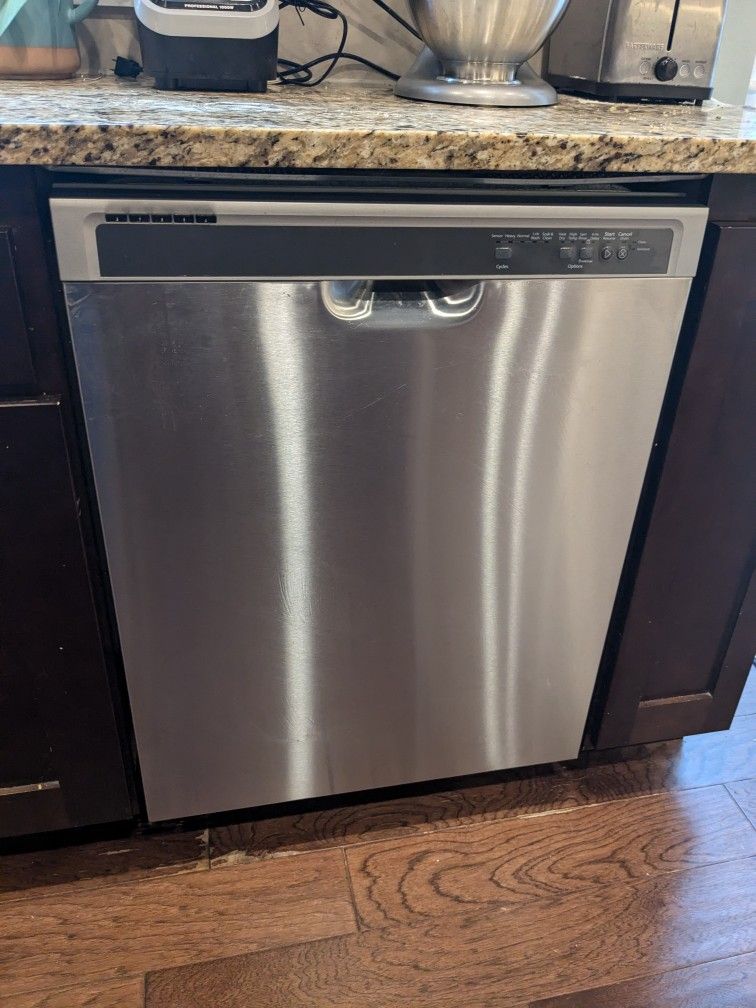 Whirlpool Dishwasher