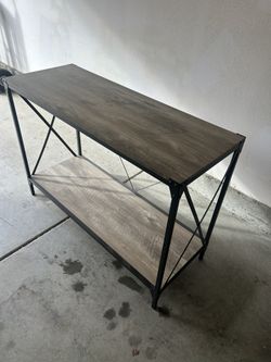 Accent Table