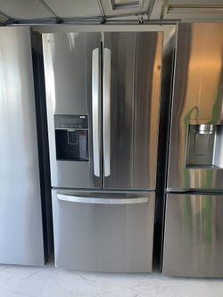 LG 21.8 cu. ft. 3-Door Smart French Door Refrigerator with Ice Maker and Water Dispenser in Stainles