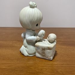 Precious Moments “Always Room For One More”