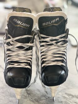 Bauer Ice Hockey Skates M40 Supreme