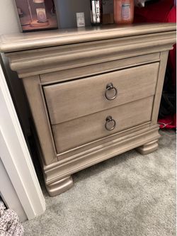 Night stand