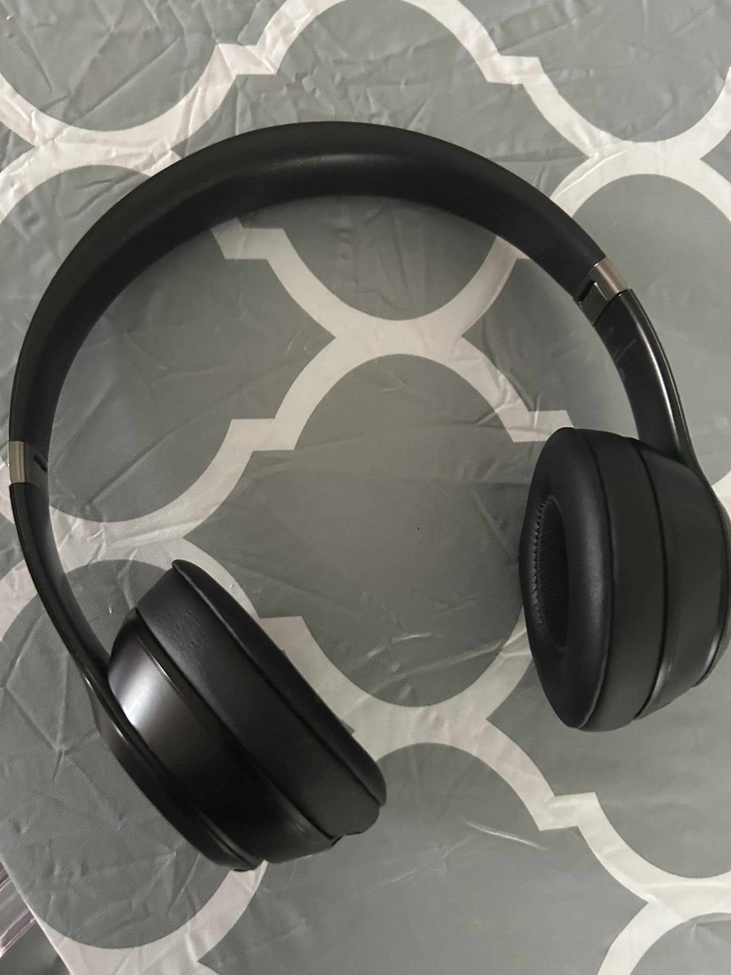 Beats Solo 4