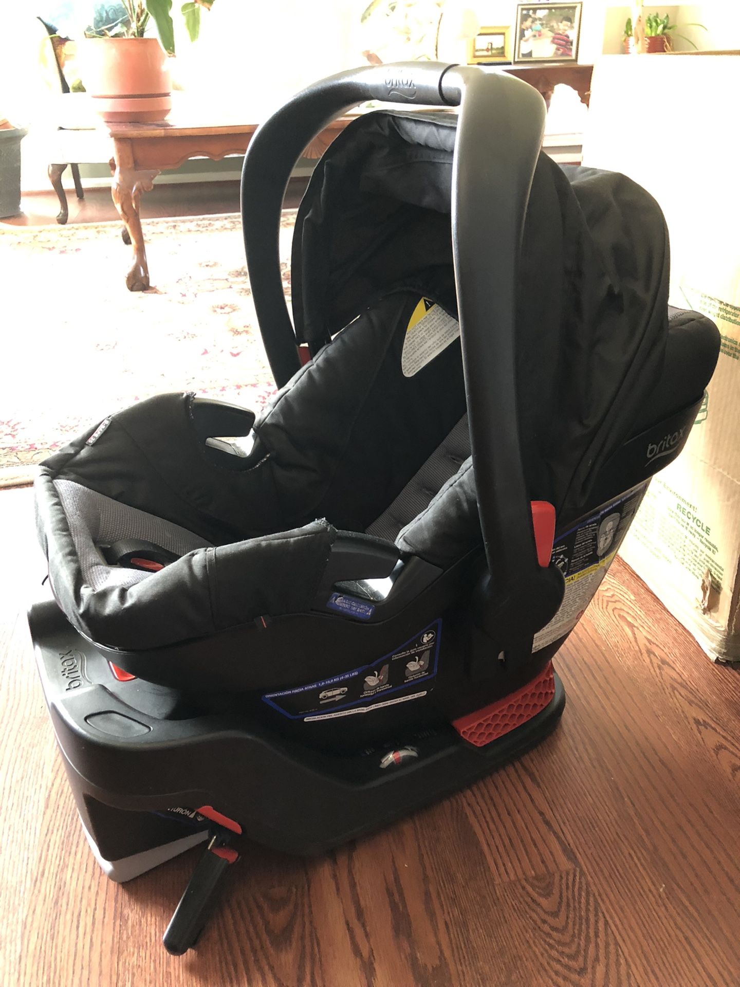 Britax B-safe Infant Car Seat