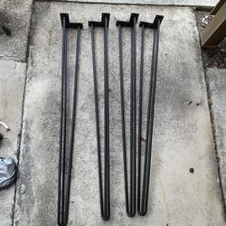 Pin Legs