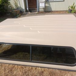 Camper