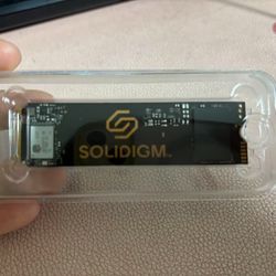 Solidigm ssd 512gb nvme Pcle4.0