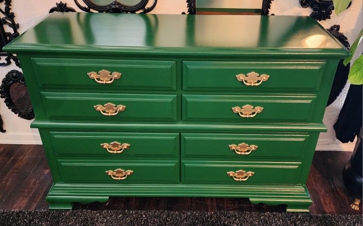 kelly green dresser Kelly Green 9-Drawer Dresser | Sunbeam Vintage - Highland Park - Los Angeles, CA