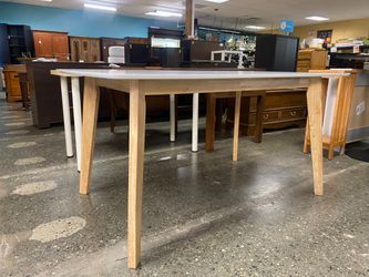 WALKER EDISON White Modern Dining Table