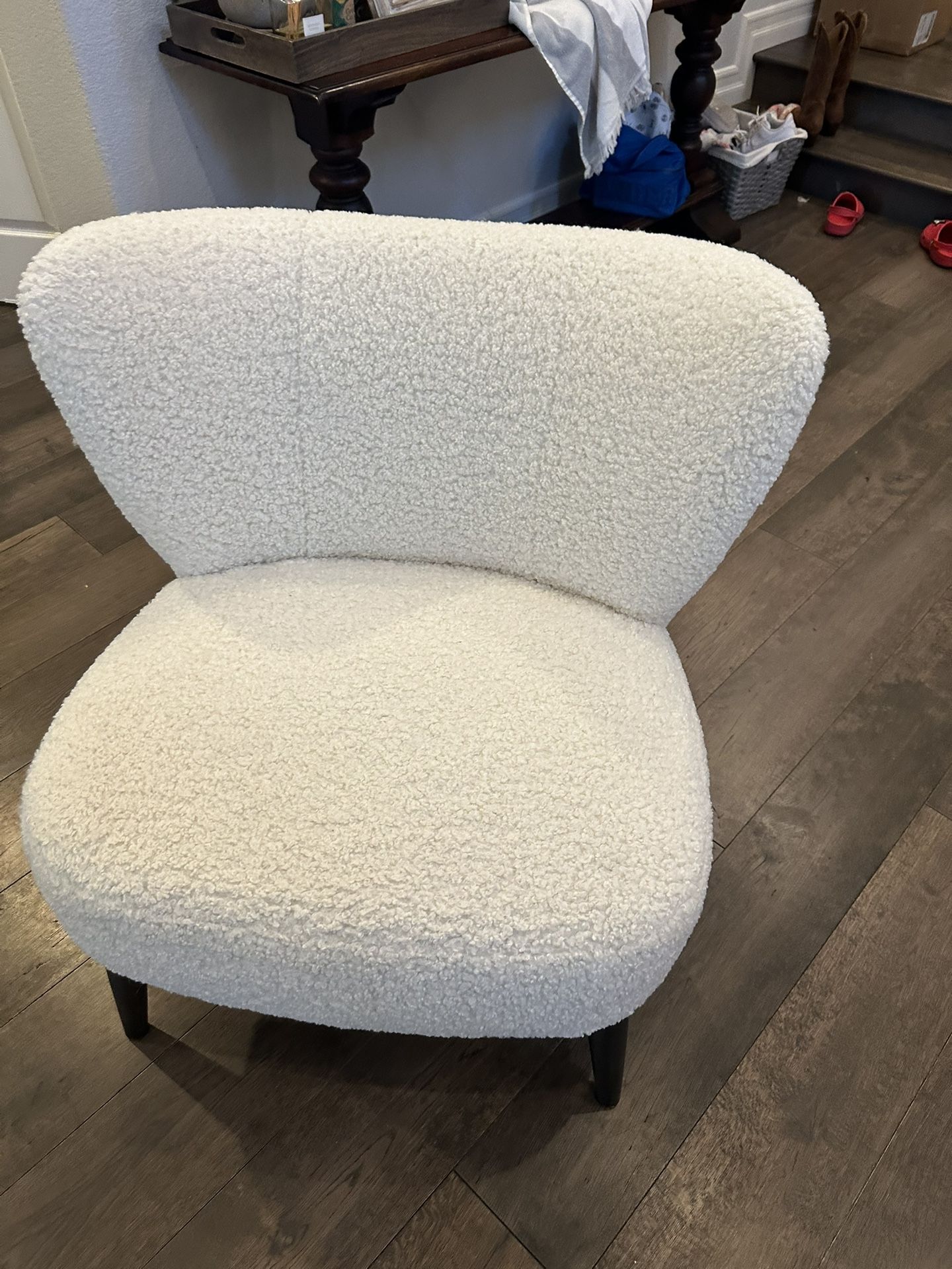 New White Chenille Soft Upholstered Oversized Reading Chair