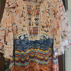 Beautiful Colorful Top/Bundle
