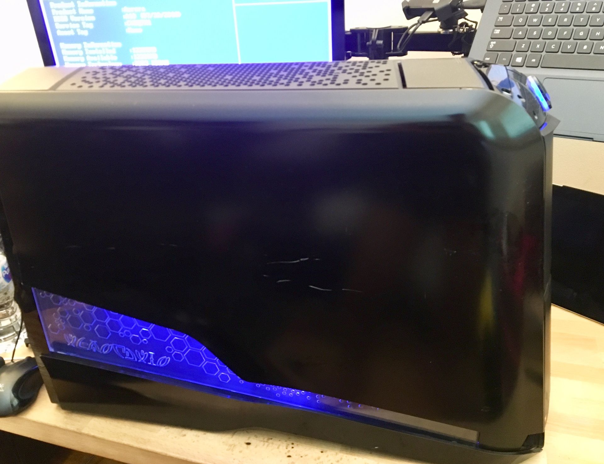 Dell Alienware Aurora Intel Core i7-920 2.67GHz 12GB AMD Radeon HD5670