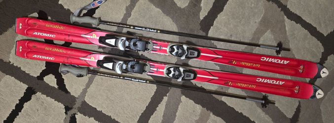 Atomic Beta Ride Skis with Poles