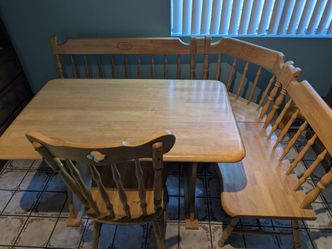Breakfast nook table
