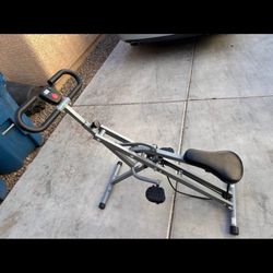 Sunny Health & Fitness Rowing Machine - Digital Monitor + Adjustable Resistance - $85 (Las Vegas)