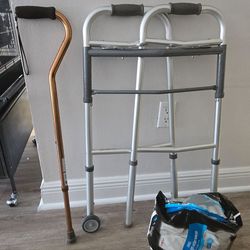 Free/Gratis cane, large diapers and walker