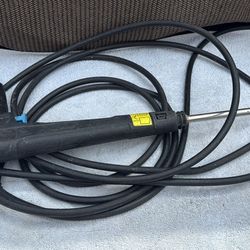 Spray gun for pressure washing