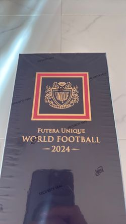 Futera Unique World Football 2024