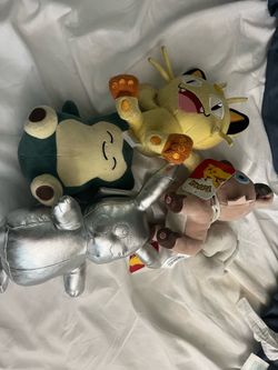 Pokemon Plushies Lot