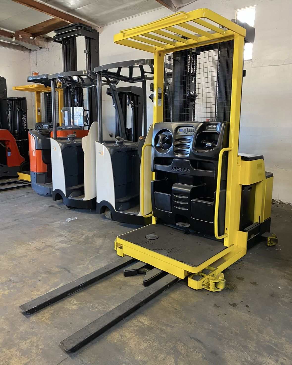 2015 Hyster Orderpicker Forklift