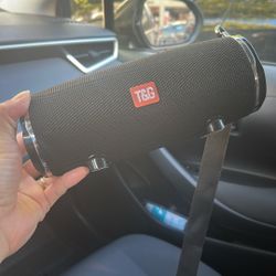 ***T&G PORTABLE BLUETOOTH SPEAKER***