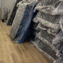 Brand New USA 🇺🇸 FACTORY DIRECT Queen mattress For Queen Bed!! 