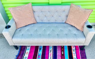 Gray Tufted Loveseat Sofa with Cup Holders