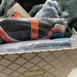 Women’s Clothing Box 5 Different Items 7 Pieces Total XXL