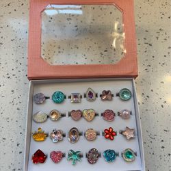 New - Adorable girl’s princess play rings 