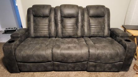 Reclining sofa with USB ports