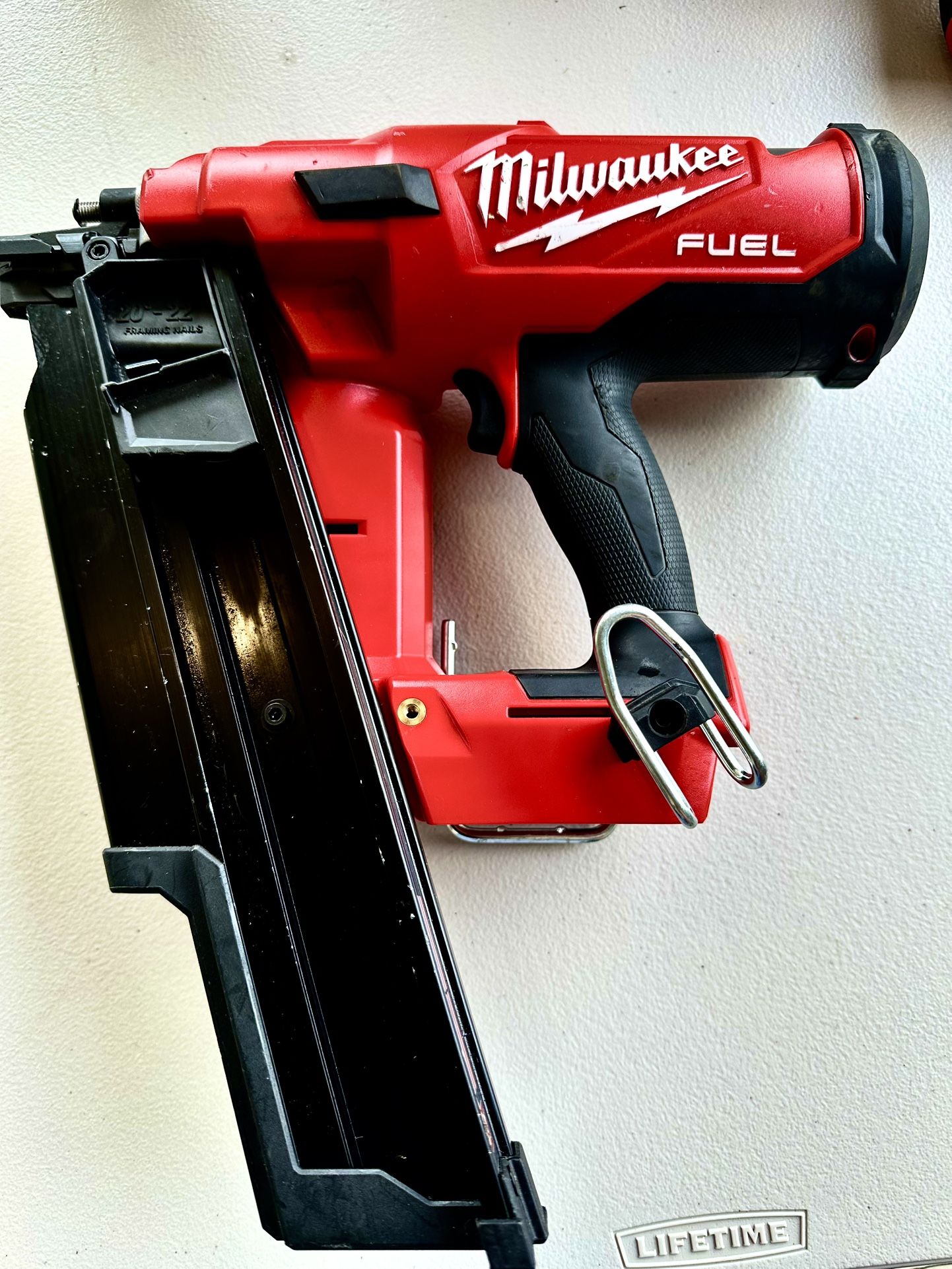 Milwaukee 21 Degree Nailer