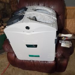 guardian plus HEPA Air filtration system brand new with optional wall mount controls