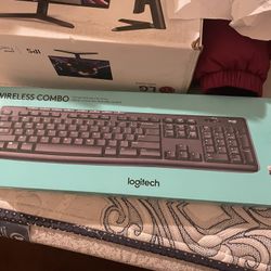 Wireless Combo keyboard with m0use