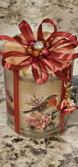 Handmade Beeswax Organic Candle With Charm